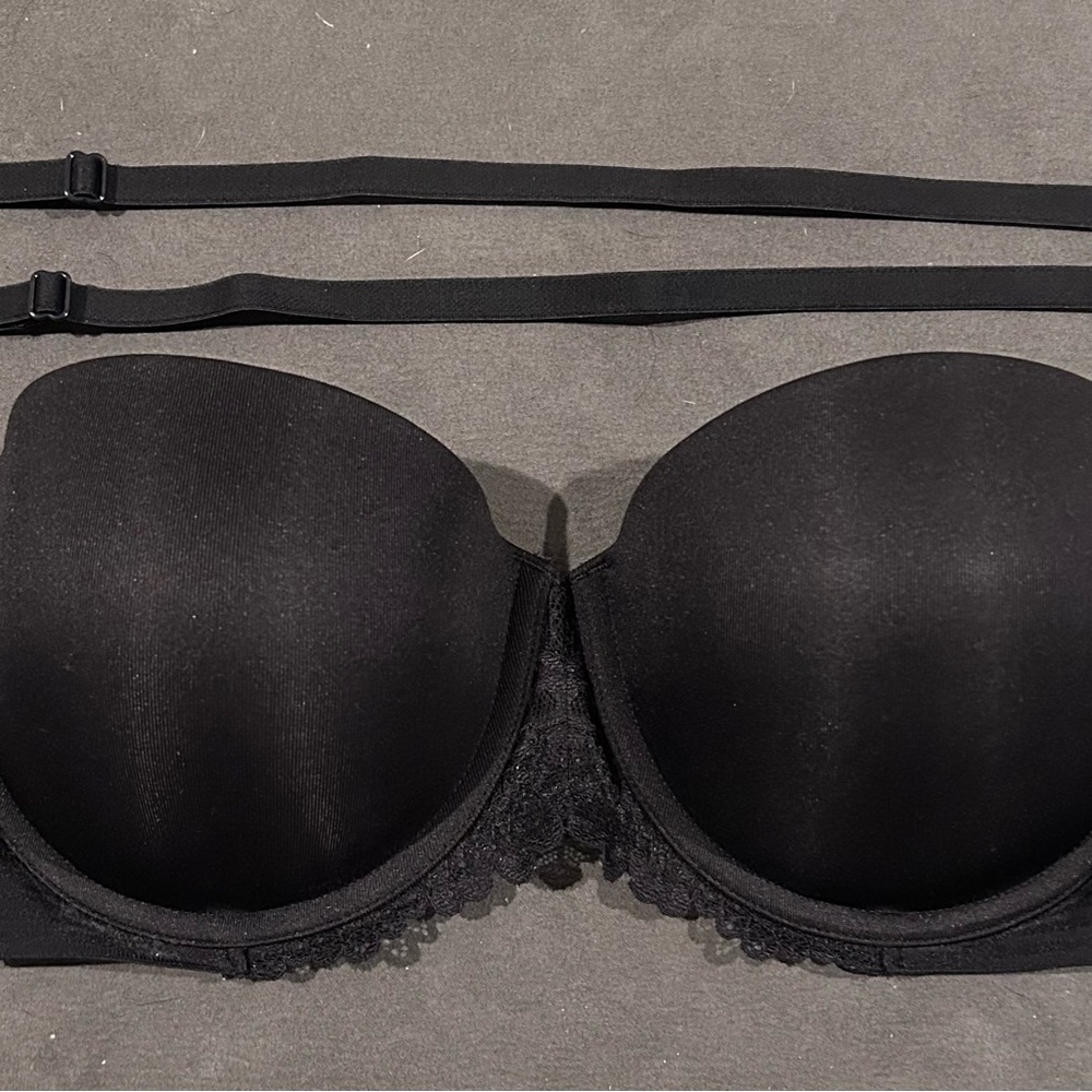 Maidenform Black Strapless Bra with Molded Cups